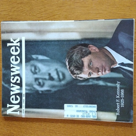 Vintage Newsweek Magazines 1967-1969 Lot/7 - Picture 4 of 16